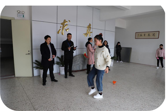 濱海縣五汛鎮(zhèn)中心小學(xué)舉行慶祝第111個(gè)國(guó)際三八婦女節(jié)活動(dòng)