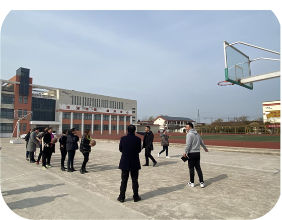 濱?？h五汛鎮(zhèn)中心小學(xué)舉行慶祝第111個(gè)國(guó)際三八婦女節(jié)活動(dòng)