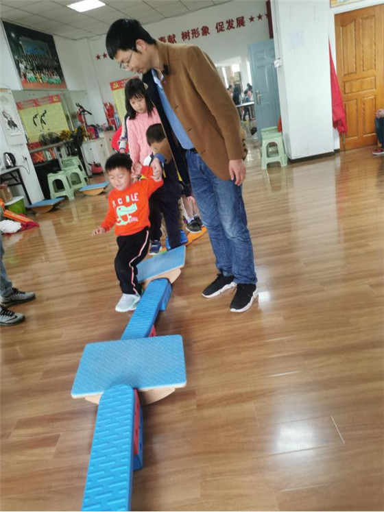 牛首社區(qū):快樂春天 快樂運動