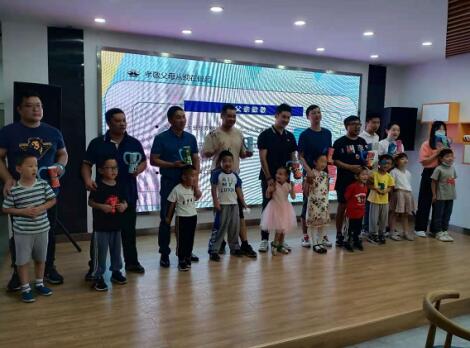 新時(shí)代文明實(shí)踐|橋頭社區(qū):大手牽小手 父子共享快樂(lè)時(shí)光