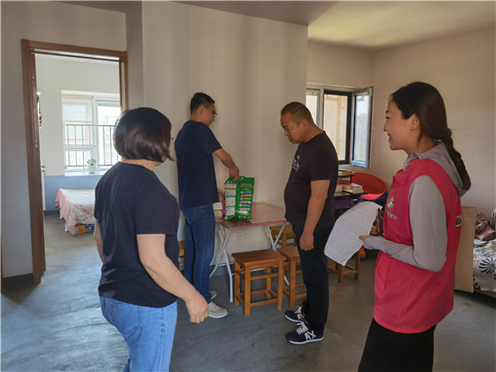 西花社區(qū)退役軍人服務站傳遞黨的問候