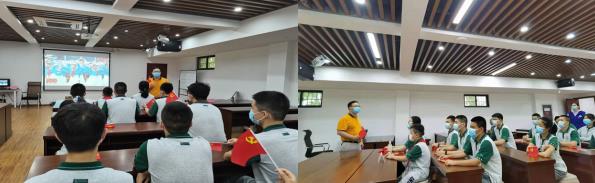 汲取奮進(jìn)力量！南師附中江寧分校師生集中在殷巷社區(qū)收聽收看慶祝中國共產(chǎn)黨成立100周年大會(huì)