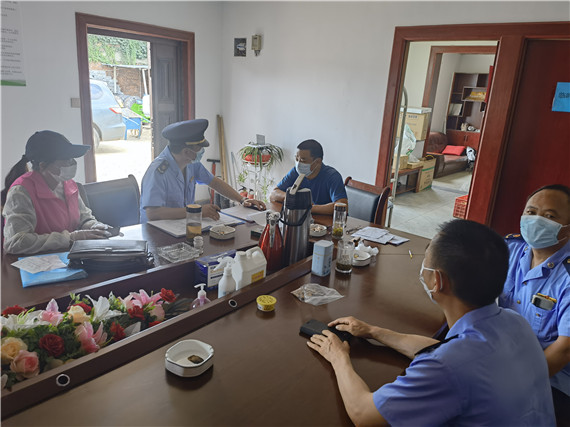 紅梅社區(qū):疫情防控不放松 食品安全有保障