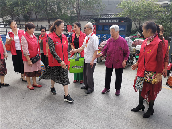 李彥清：“活著的王杰，當代的保爾”