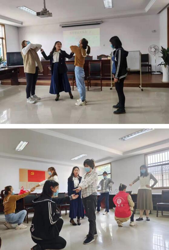 科學(xué)家庭教育 幸福千萬家庭——金橋社區(qū)薩提亞家庭雕塑個案工作坊