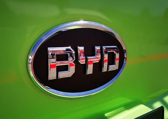 比亞迪高端MPV新進展！綜合續(xù)航800-1100公里