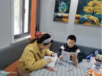 青源社區(qū)：居家齊抗疫，多彩生活共創(chuàng)造