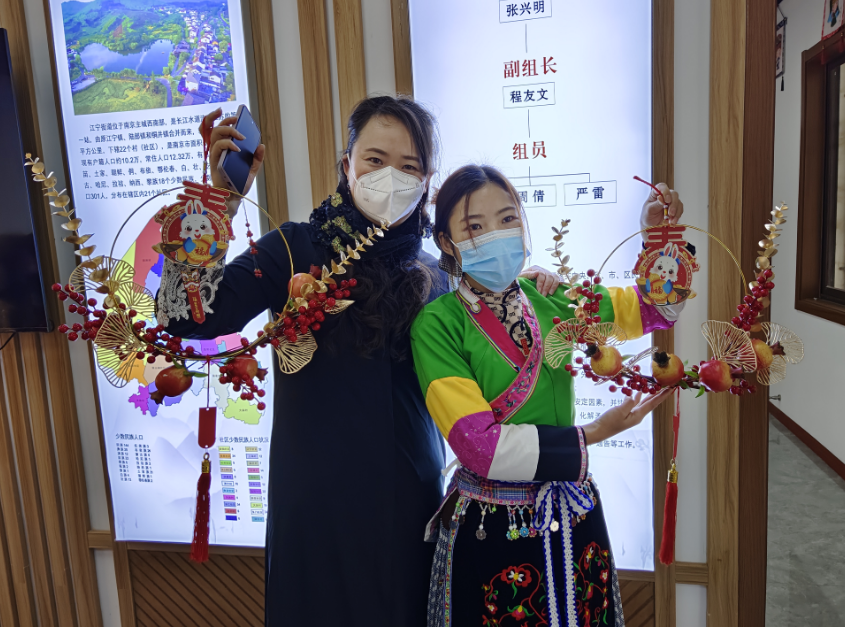 新銅社區(qū):瑞兔迎春事如意 民族團(tuán)結(jié)樂(lè)融融